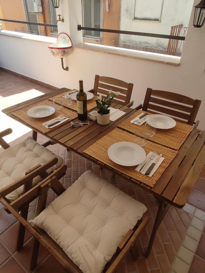 L'Oliva Contesa - La Blu Apartment Gaeta Luaran gambar