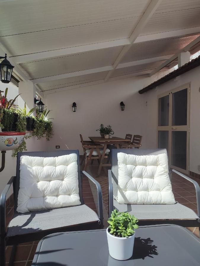 L'Oliva Contesa - La Blu Apartment Gaeta Luaran gambar